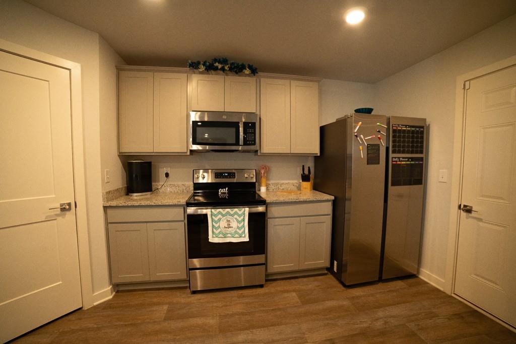 1193 Bluecoat Circle Property Photo 13