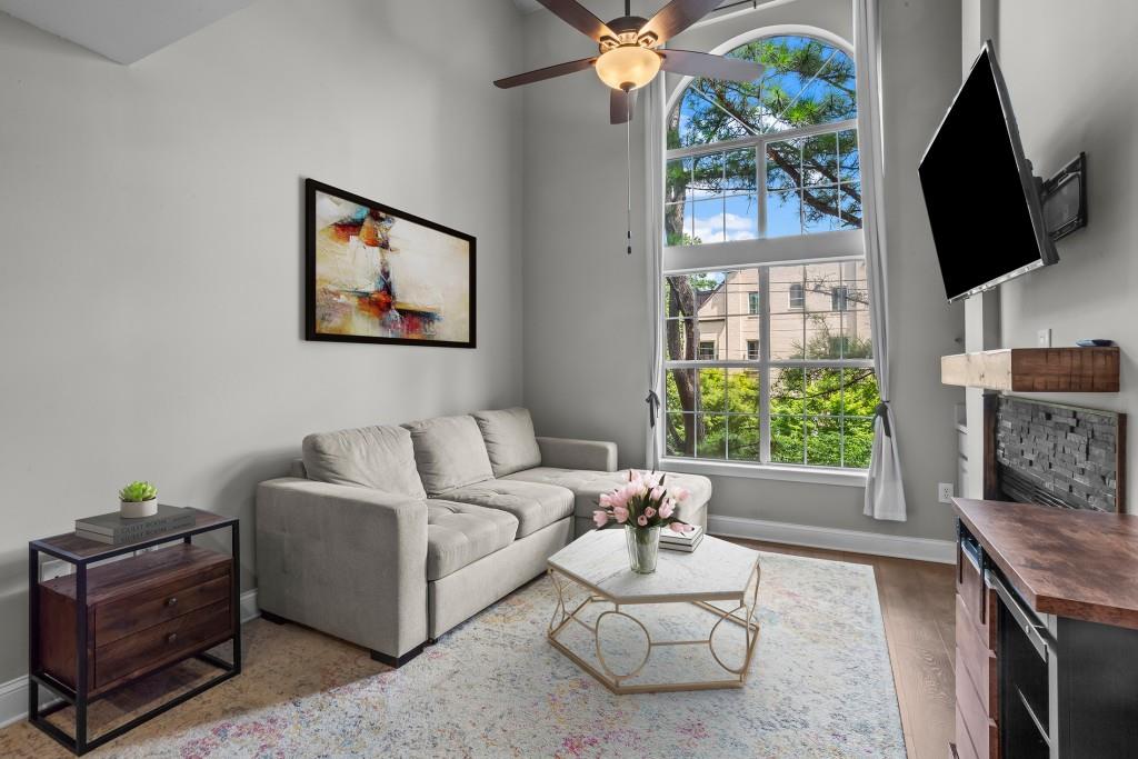 3655 Habersham Road Unit A320 Property Photo 8