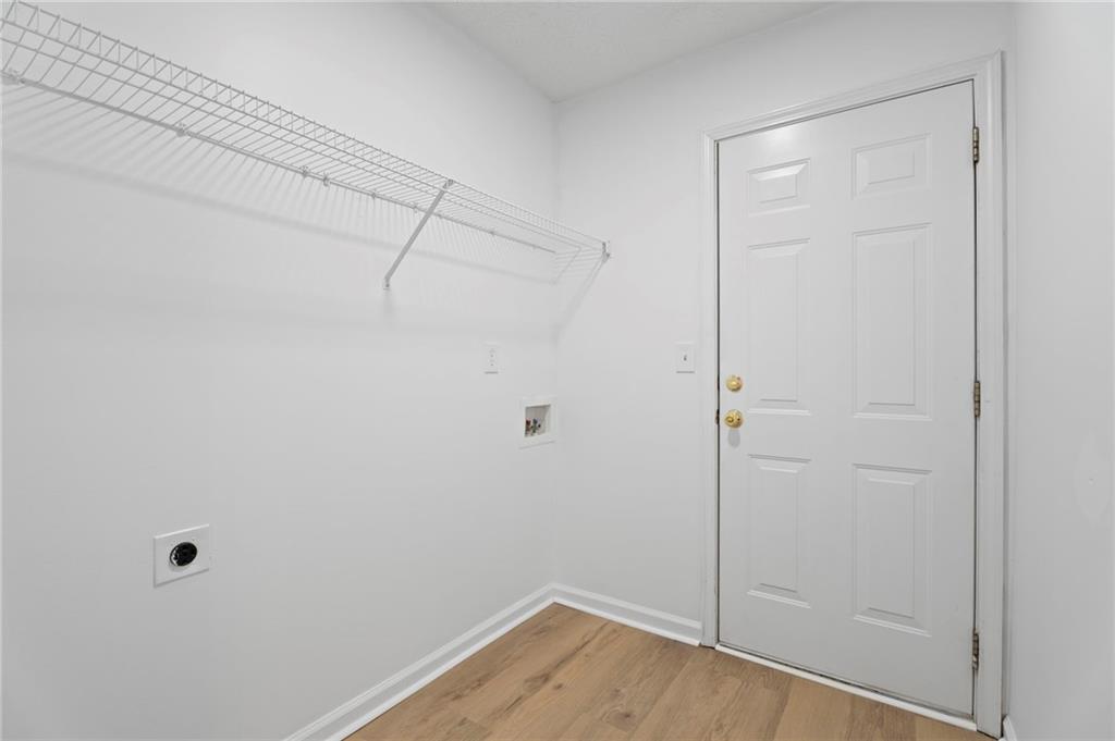 1470 Lafayette Square Property Photo 20