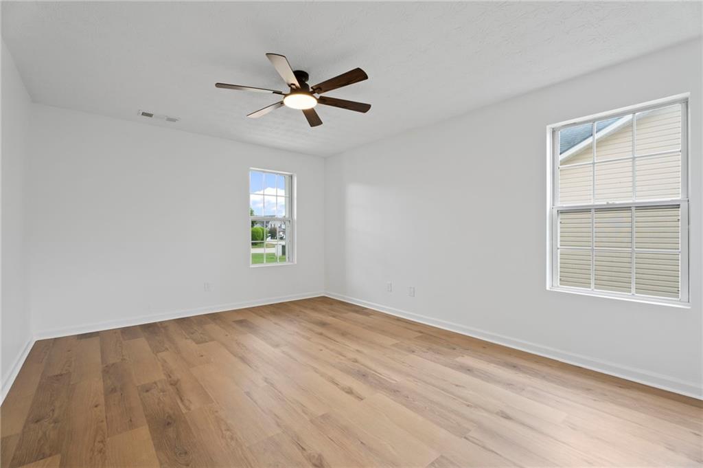 1470 Lafayette Square Property Photo 24