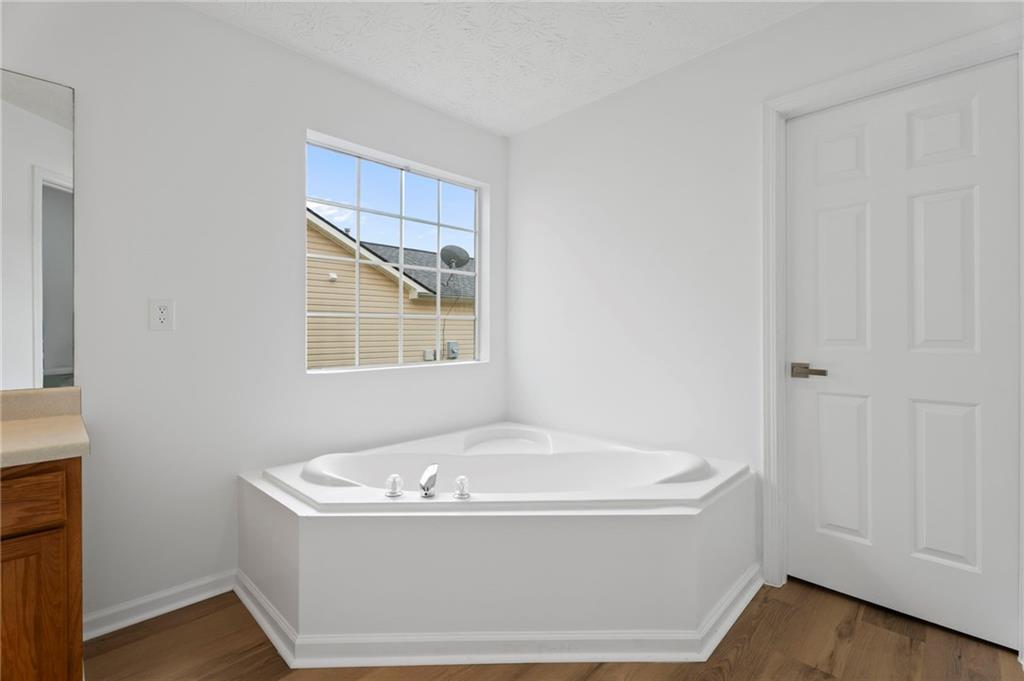 1470 Lafayette Square Property Photo 29