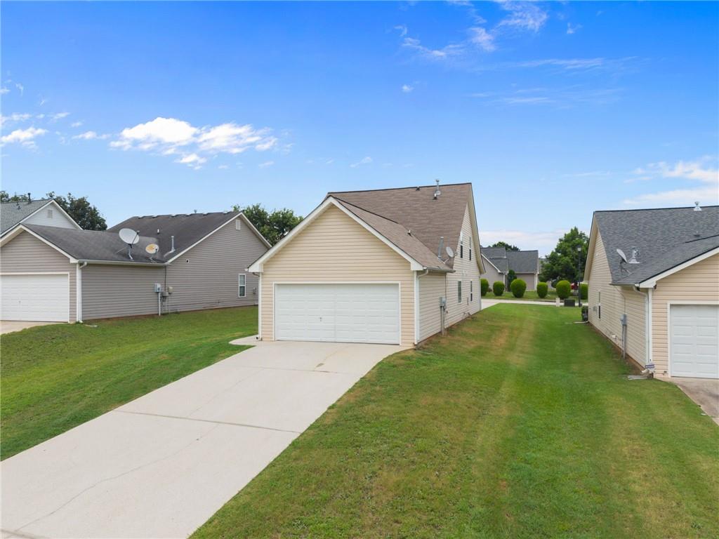 1470 Lafayette Square Property Photo 45