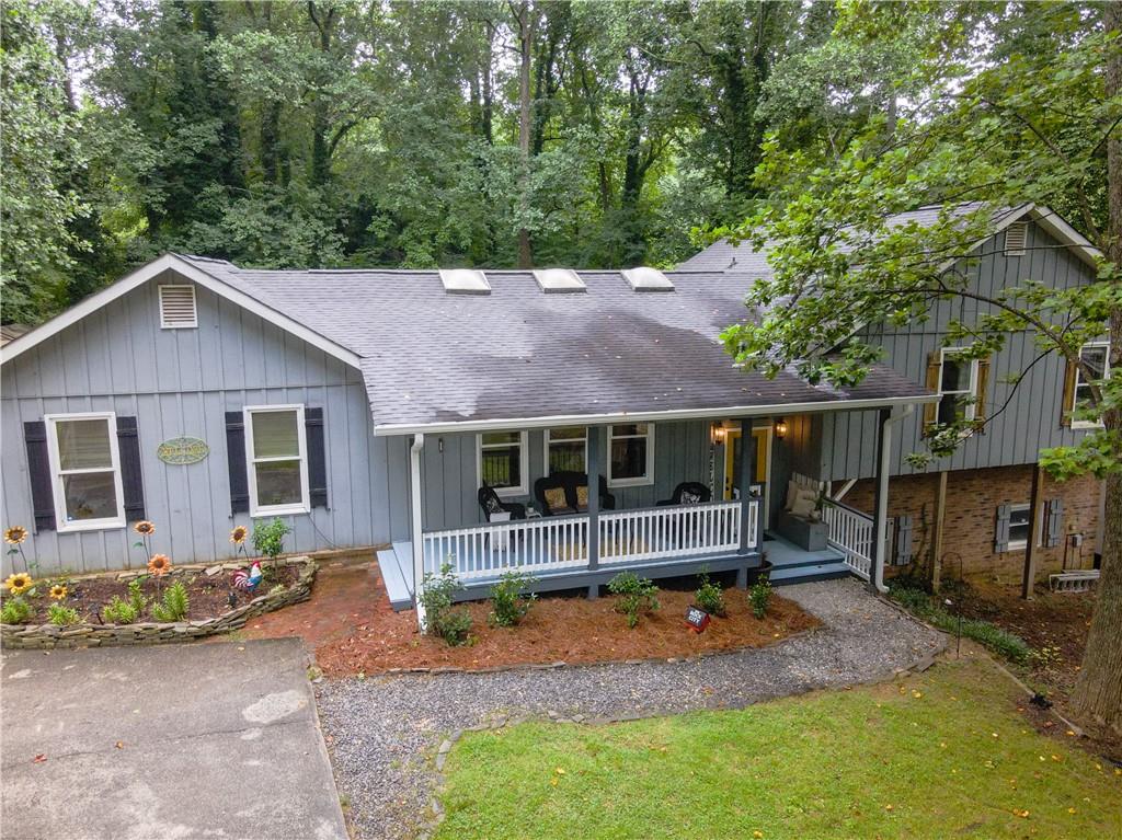 2627 Pinebrook Drive Property Photo 1