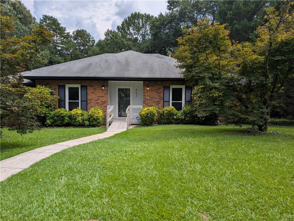 402 Pheasant Run Se Property Photo 1