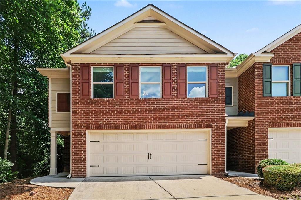 2700 Haynescrest Drive