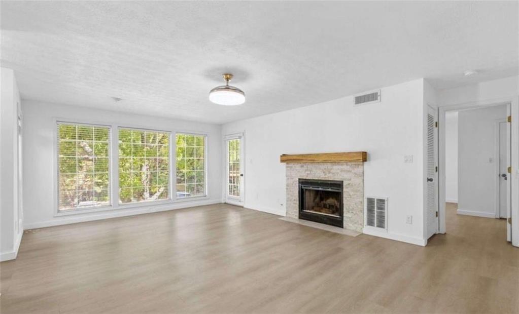 204 Berkeley Woods Drive Property Photo 1
