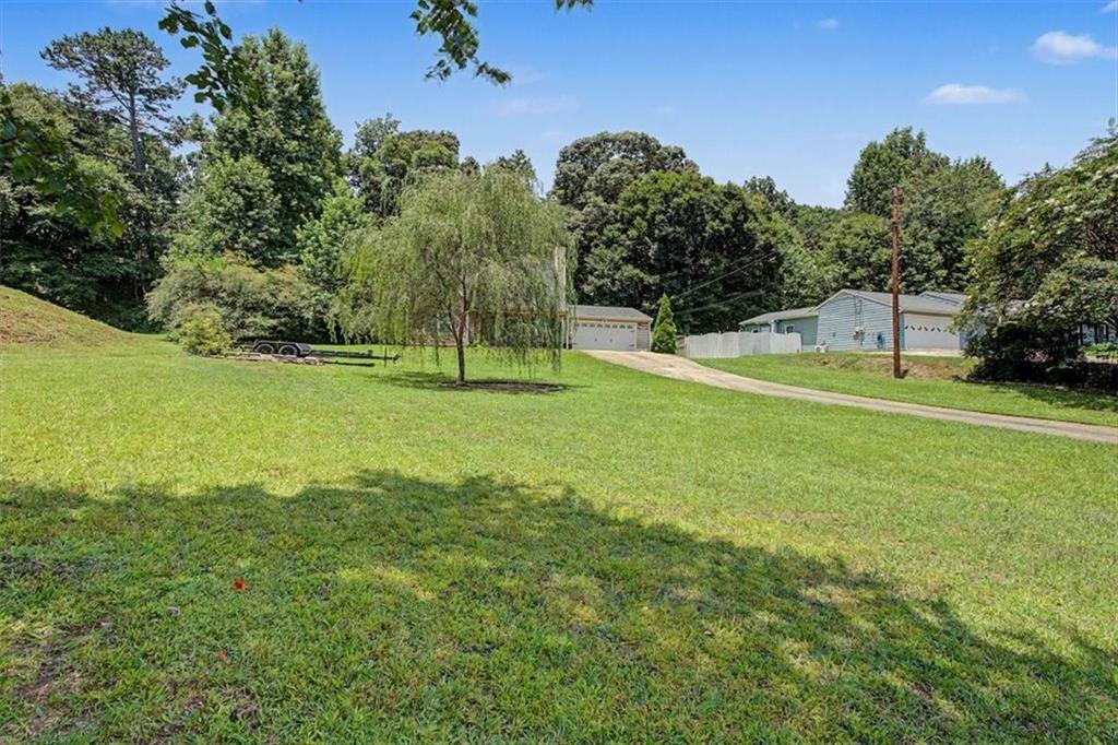 1516 Willow Gate Way Property Photo 4