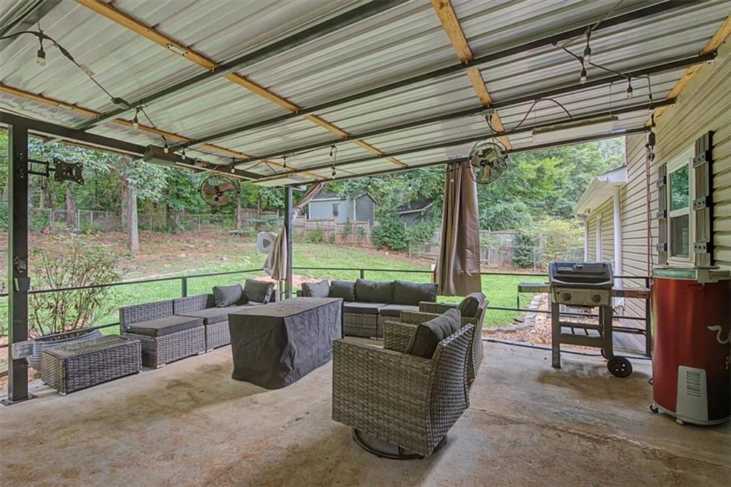 1516 Willow Gate Way Property Photo 37