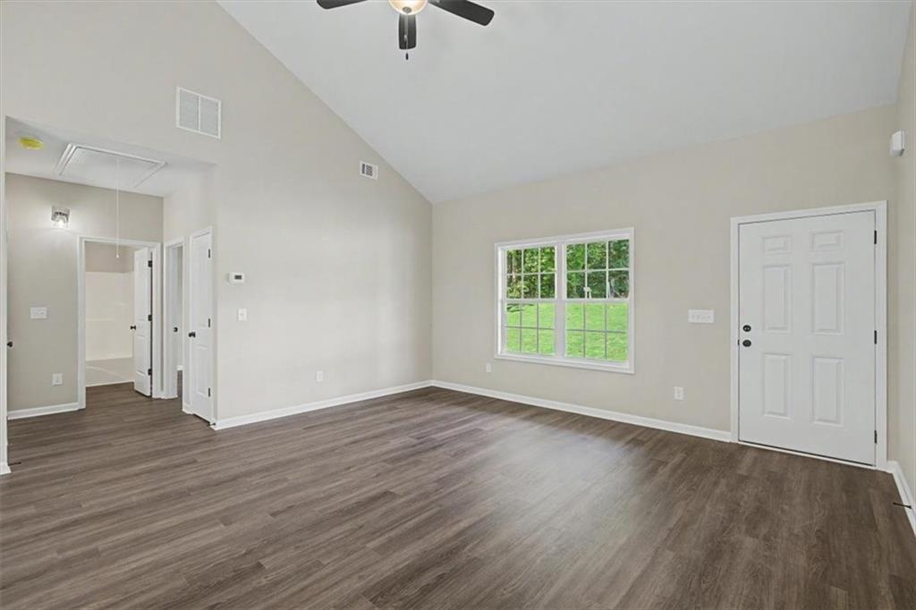 201 Loftis Road Property Photo 10