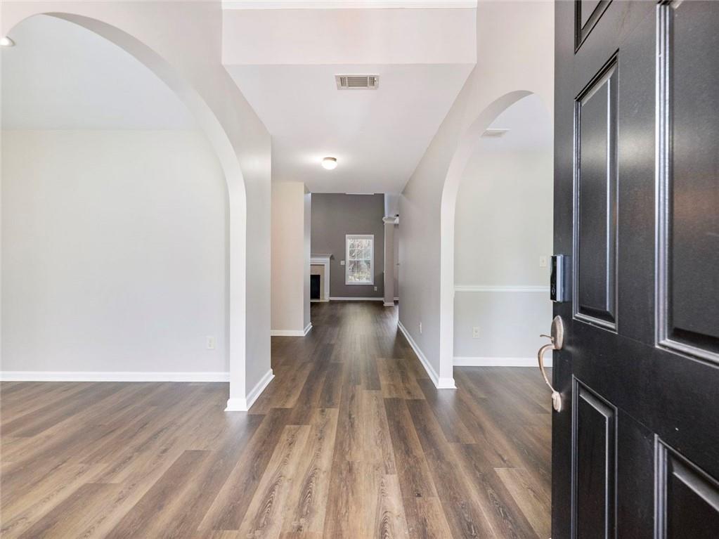 7807087 Property Photo 2