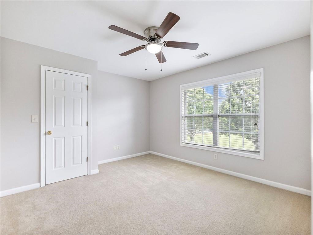 7807087 Property Photo 28
