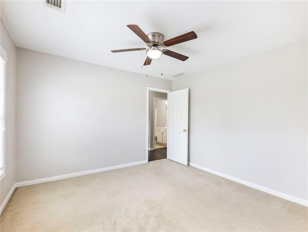 7807087 Property Photo 29