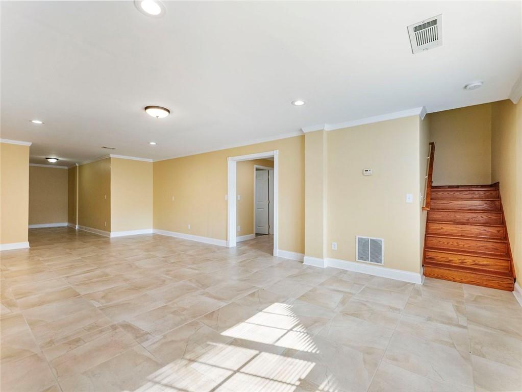 7807087 Property Photo 41