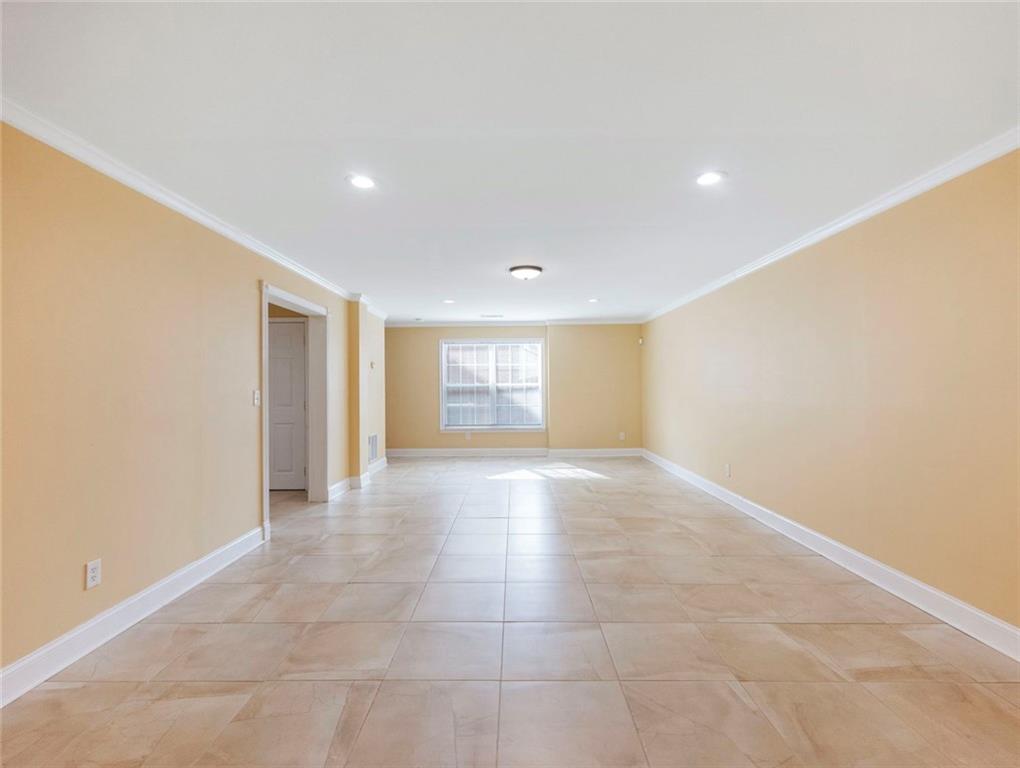 7807087 Property Photo 42