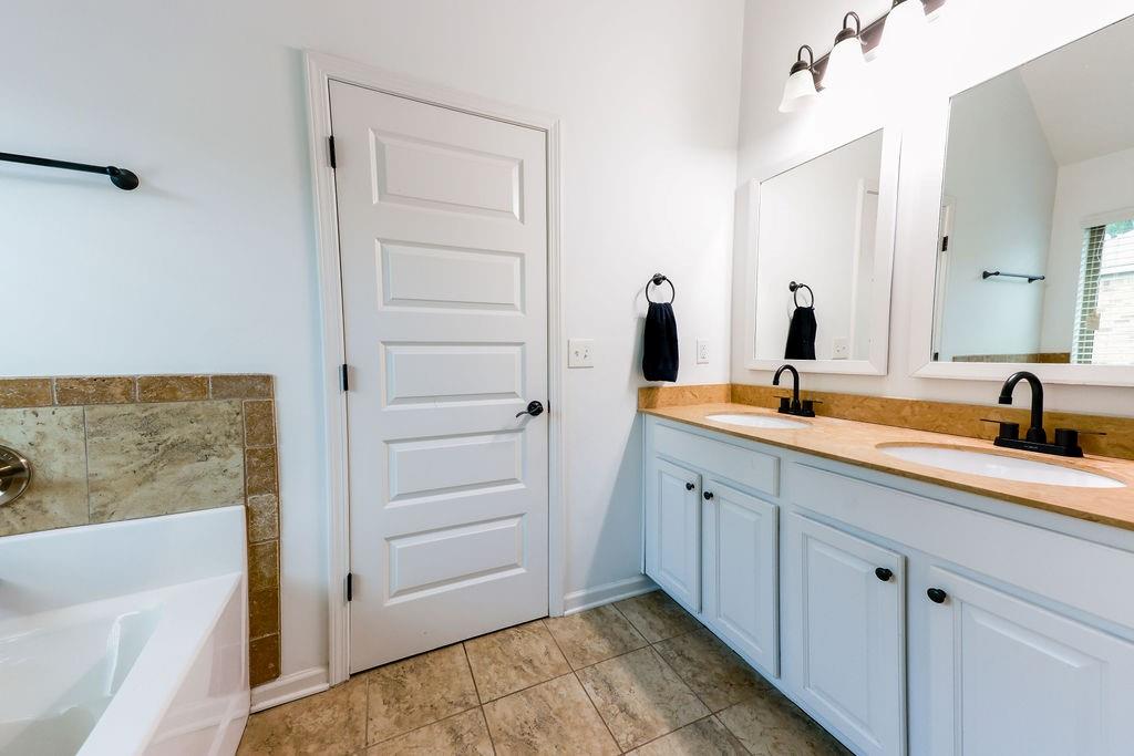 2098 Murry Trail Property Photo 18