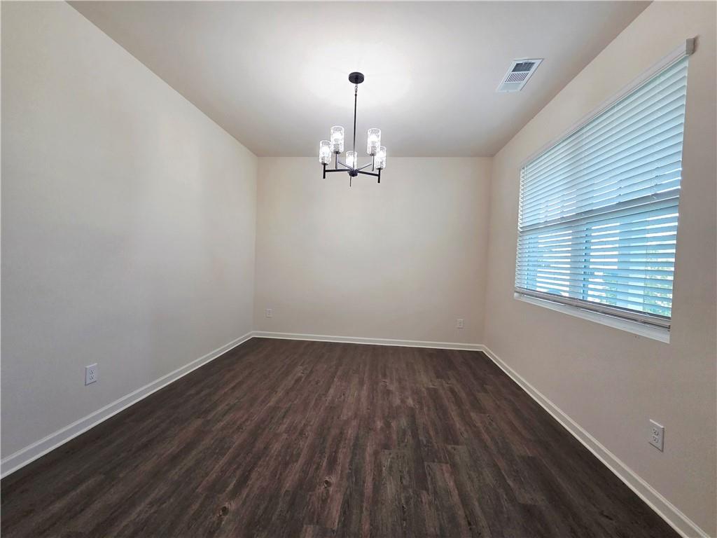 306 Walnut Grove Way Property Photo 3
