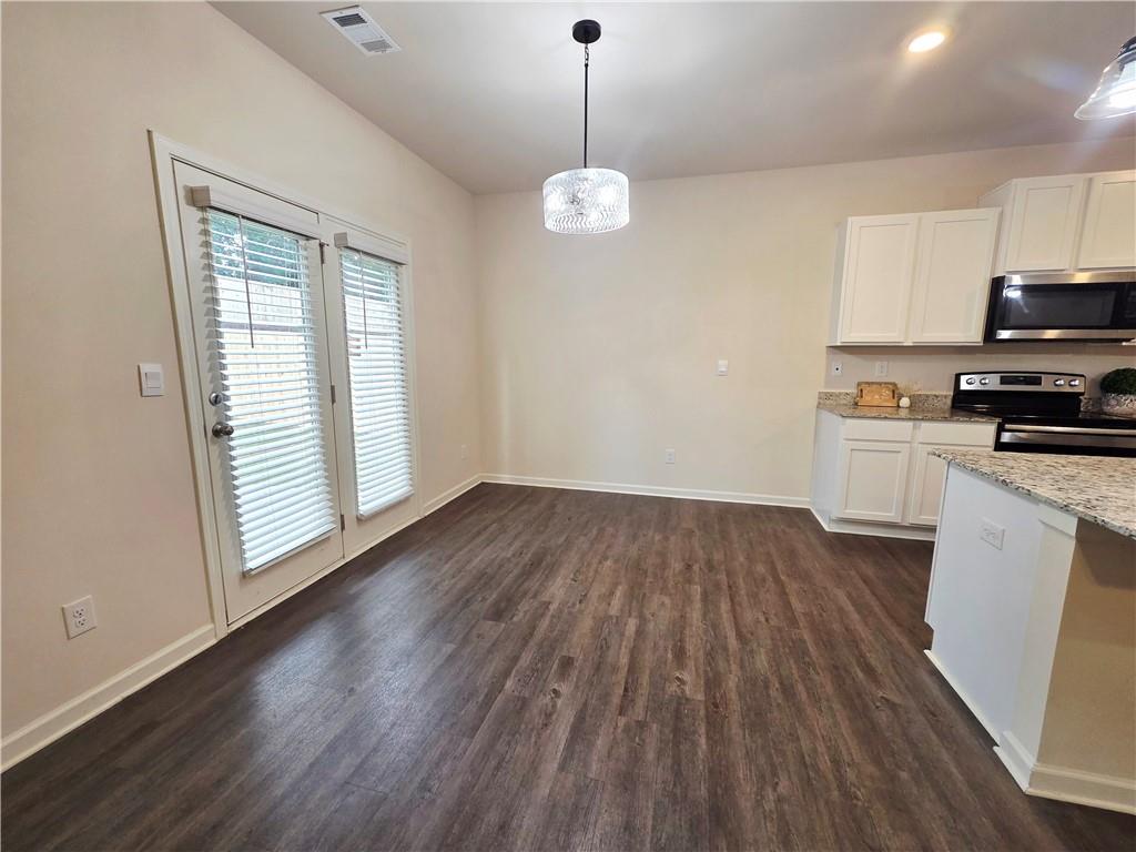 306 Walnut Grove Way Property Photo 11
