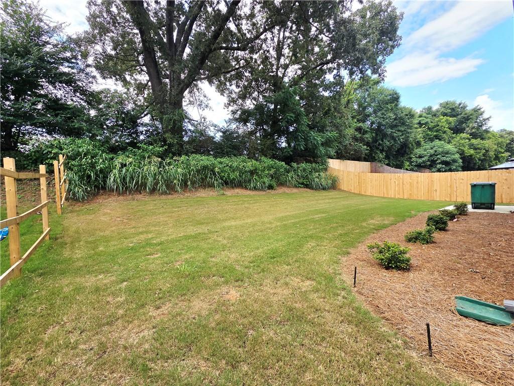 306 Walnut Grove Way Property Photo 27