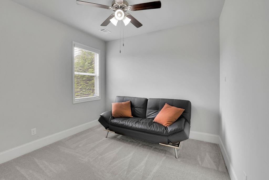400 Wellgreen Drive Property Photo 18