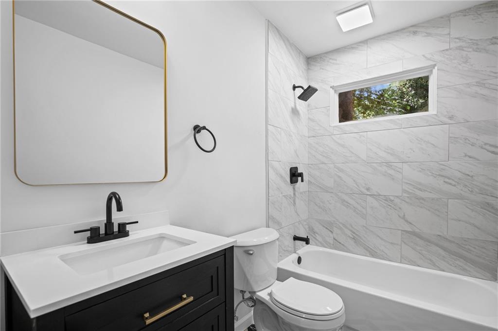 3010 Pasadena Drive Property Photo 27