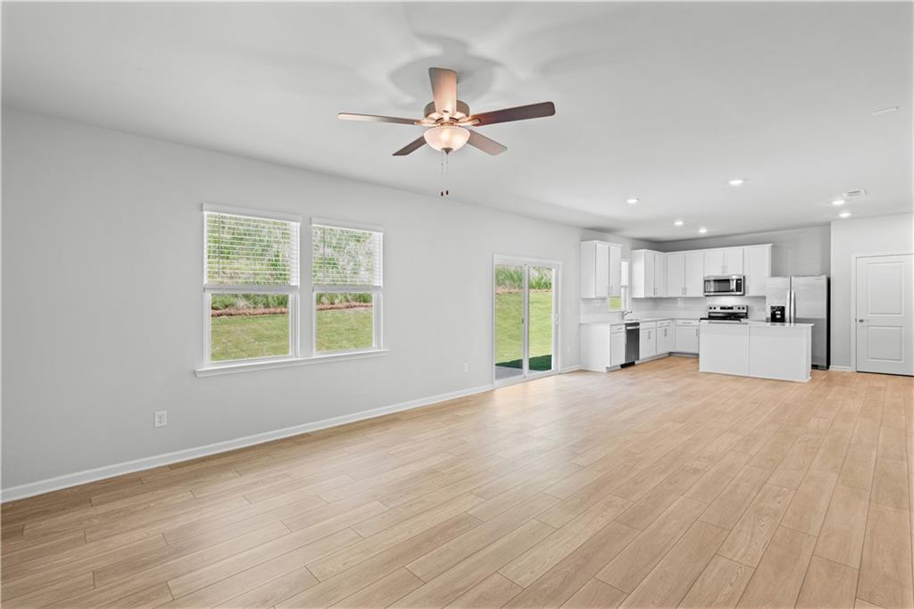3096 Orwell Drive Property Photo 6