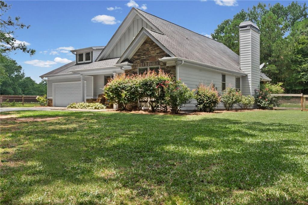 5411 Hightower Trail Property Photo 1