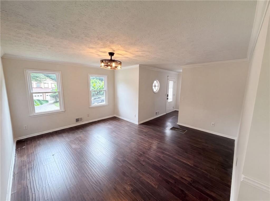 215 Arbour Run Property Photo 3