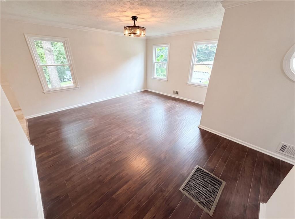 215 Arbour Run Property Photo 8
