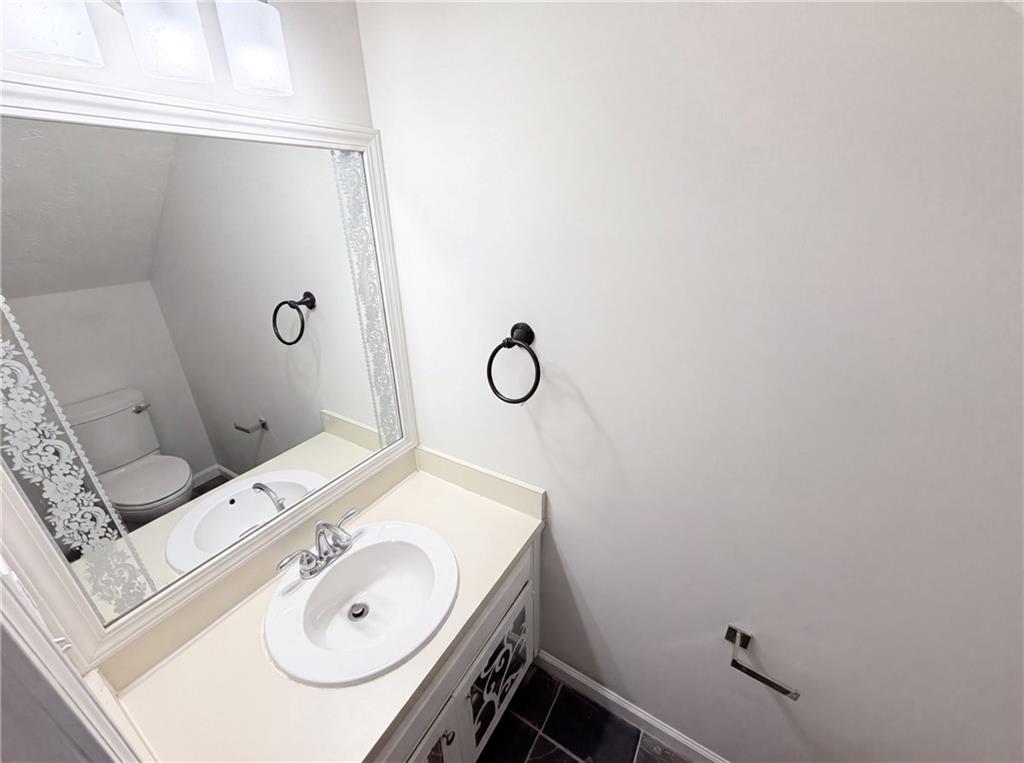 215 Arbour Run Property Photo 12