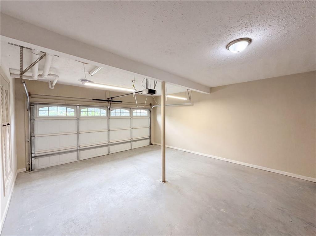 215 Arbour Run Property Photo 17