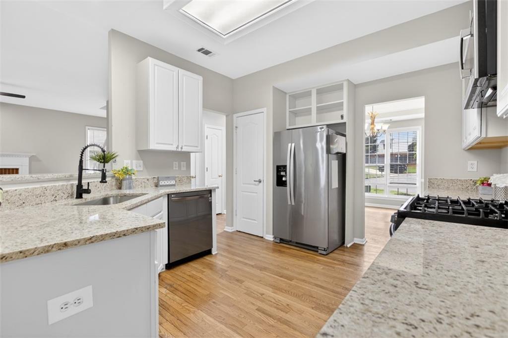 320 Wynstone Way Property Photo 10