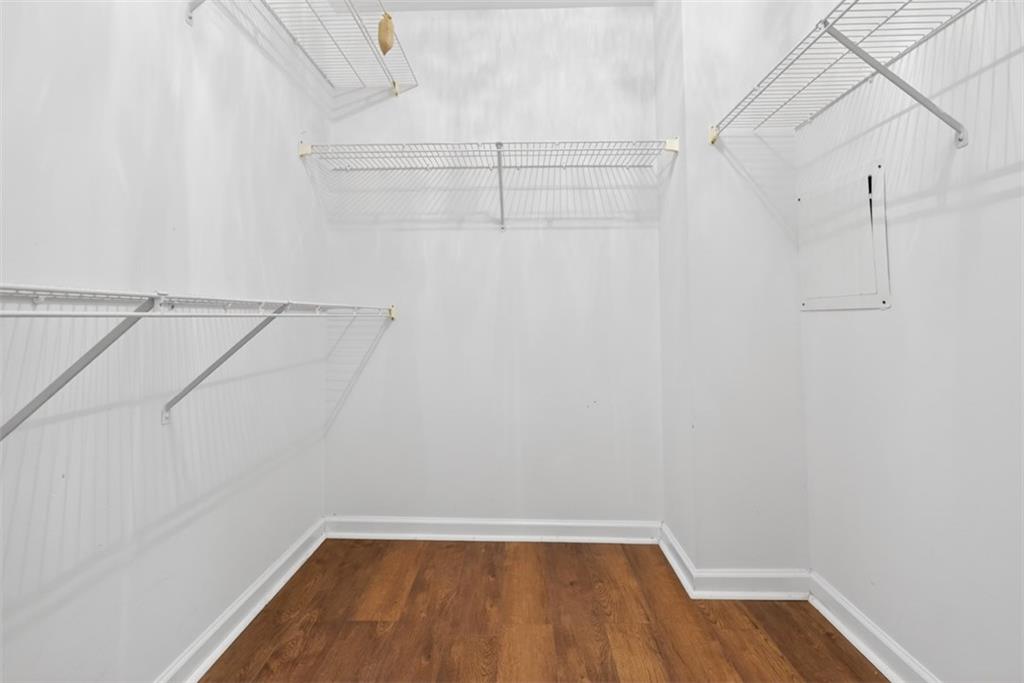 320 Wynstone Way Property Photo 26