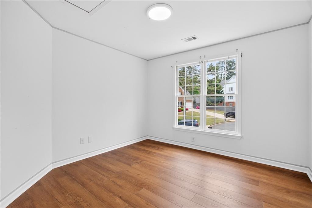 320 Wynstone Way Property Photo 29