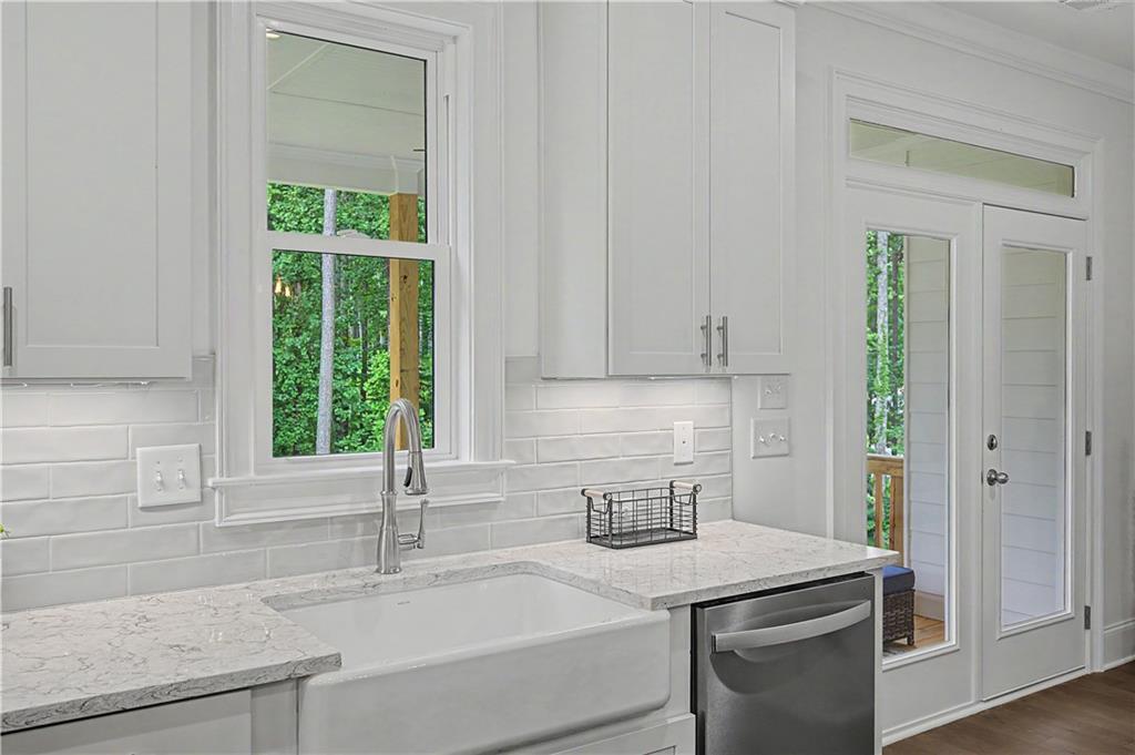 5893 Ford Rd Property Photo 15