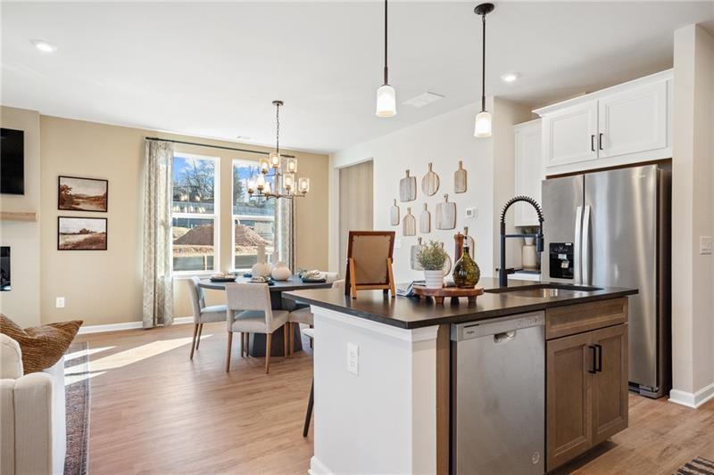4768 Black Onyx Path Property Photo 6