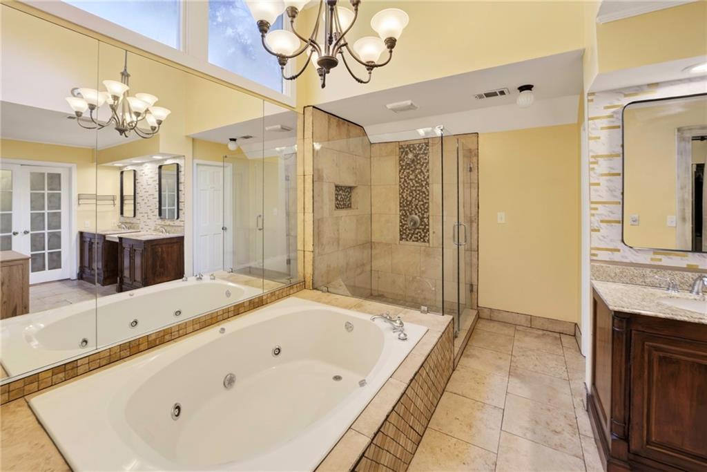 206 Comstock Court Property Photo 24