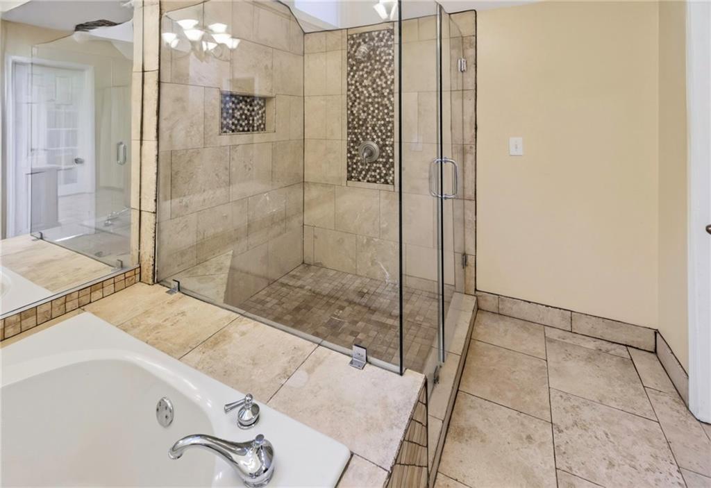 206 Comstock Court Property Photo 26