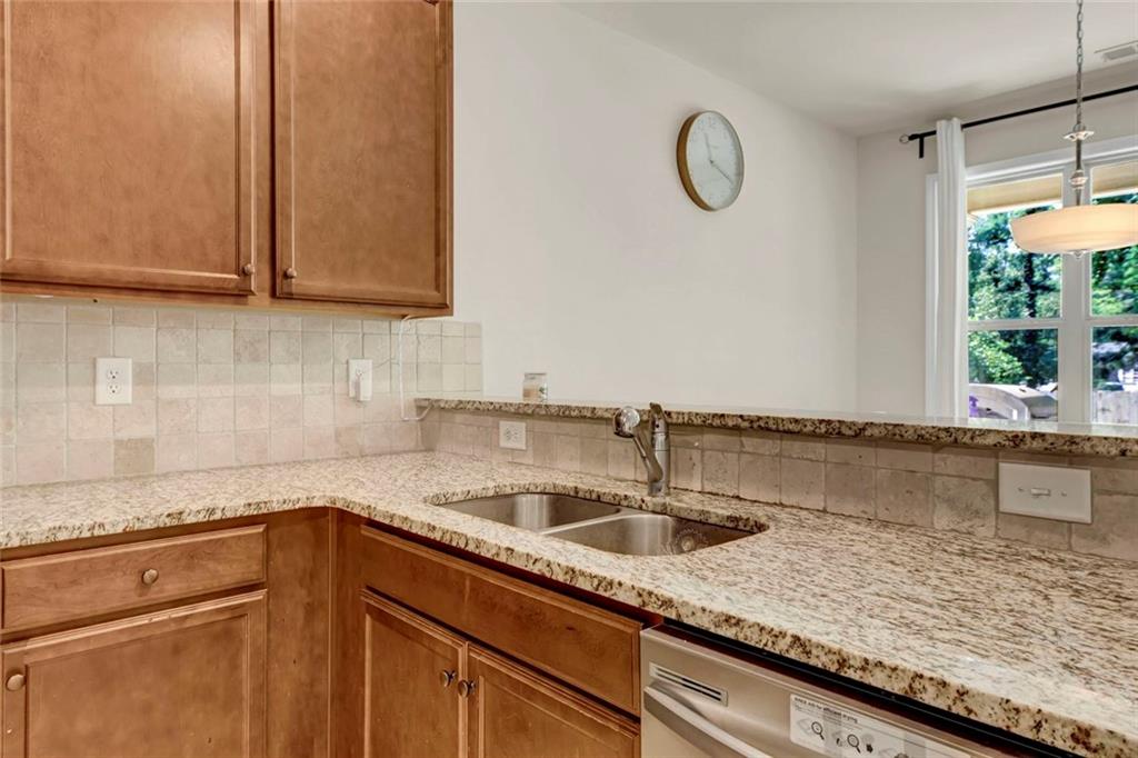 2540 Trelipe Drive Property Photo 10
