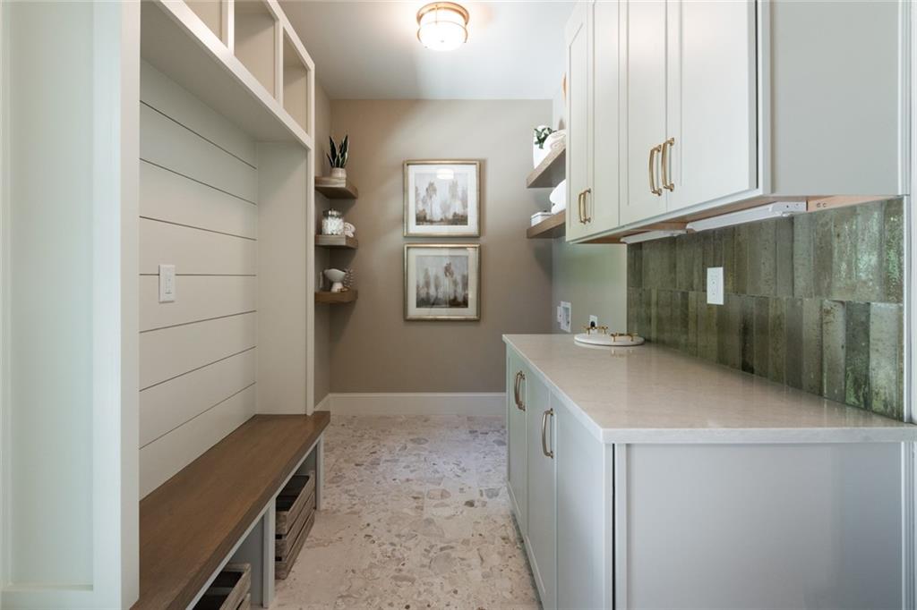 8965 River Run Property Photo 32