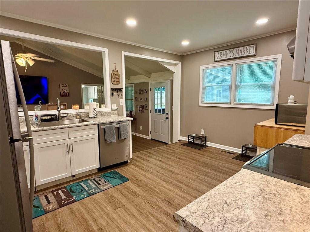 416 S Candler Street Property Photo 14