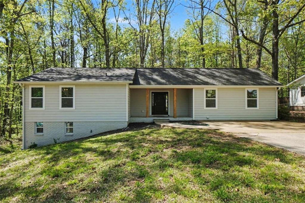 3165 Beaver Drive Property Photo 1