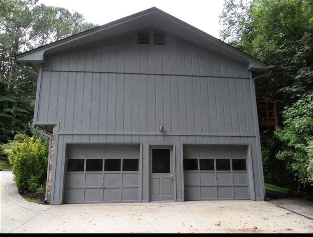 4693 Rivercliff Drive Property Photo 3