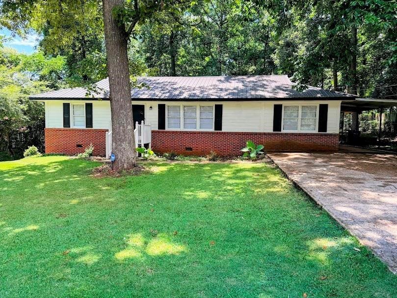 105 Dogwood Drive Property Photo 2
