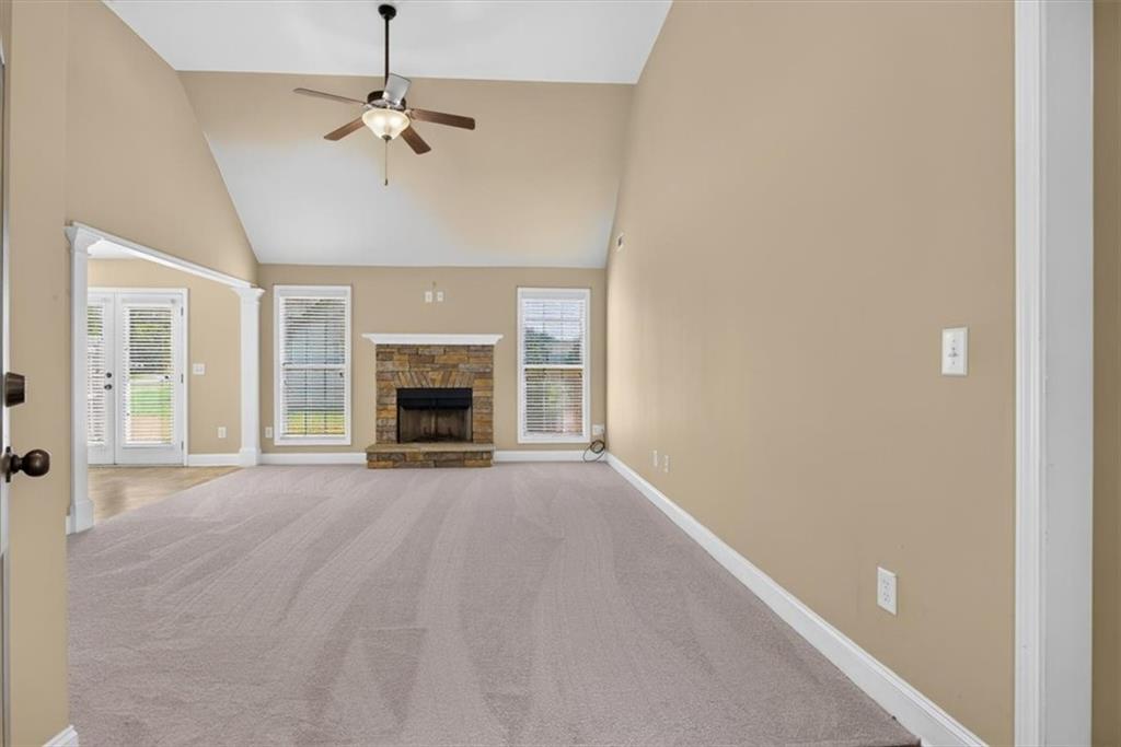 7807489 Property Photo 3