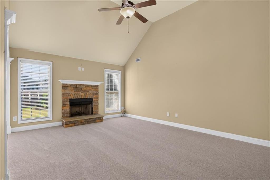 7807489 Property Photo 6