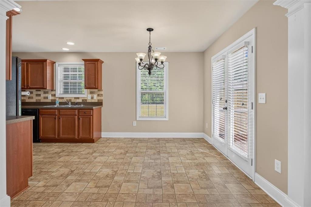 7807489 Property Photo 9