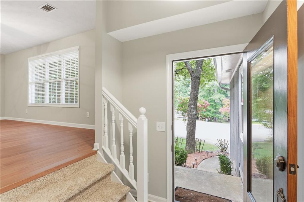 4173 Oak Ferry Drive Ne Property Photo 6