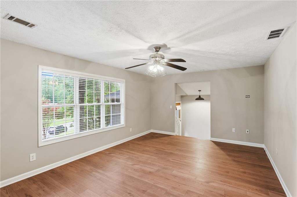 4173 Oak Ferry Drive Ne Property Photo 12