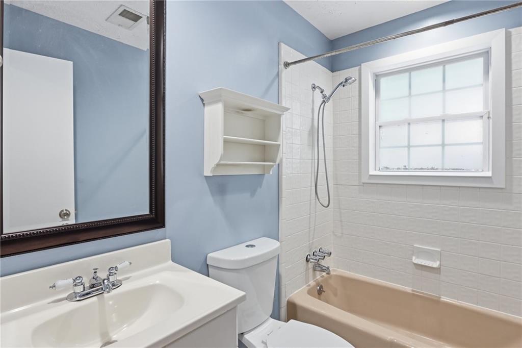 4173 Oak Ferry Drive Ne Property Photo 28