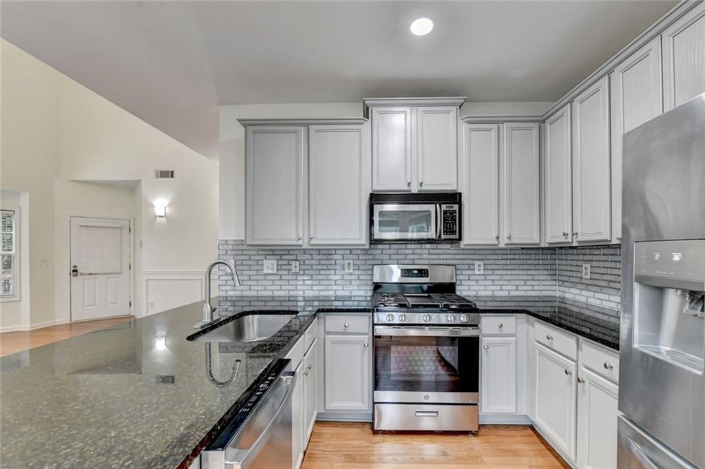 3761 Lake Point Boulevard Property Photo 12